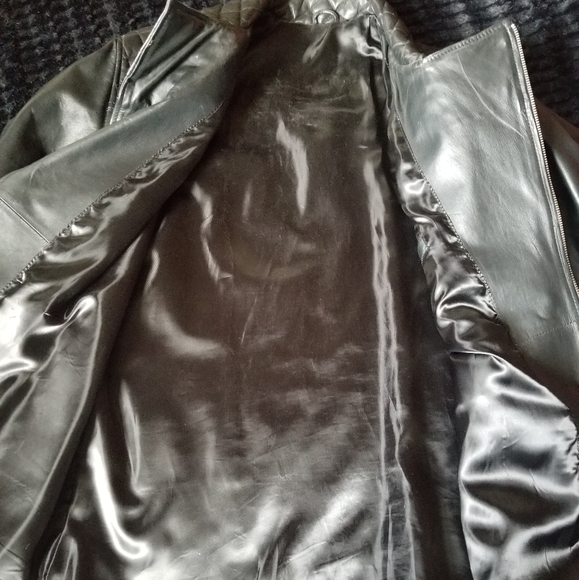 Custom made Men's Soft Leather Jacket - Picture 4 of 6
